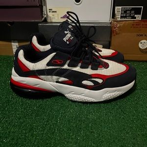 Puma cell USA size 11